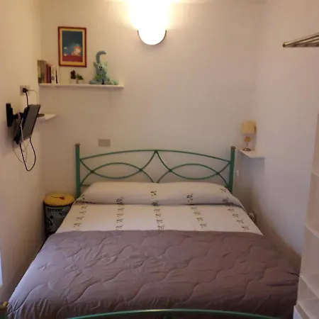 La Casetta Di Edy Apartment