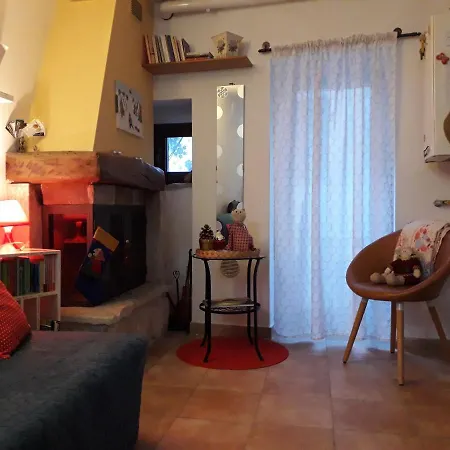 La Casetta Di Edy Apartment